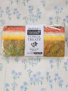 Daniella Stout for Timeless Treasures Tonga Treats Shortcake NEW Happy Hour 10"